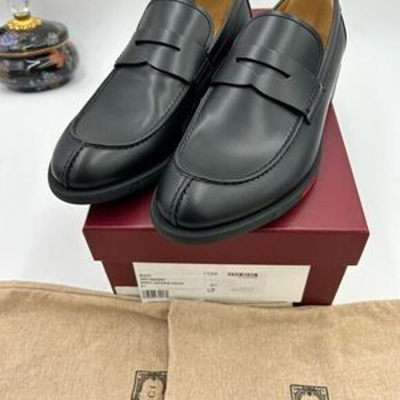 Men's Gucci, leather strap penny loafer with web detail size 6.5 fits 7.5 US - Picture 1 of 15